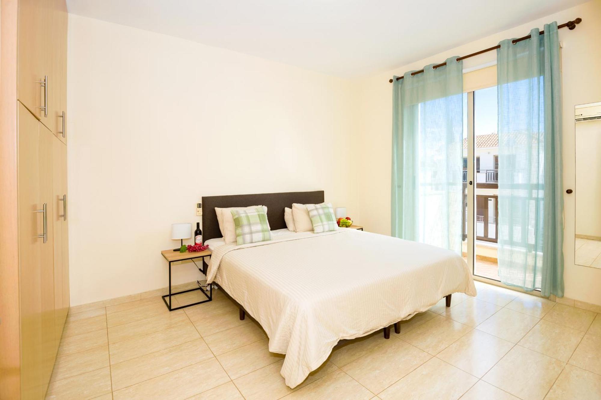 Villa Oasis Pernera ภายนอก รูปภาพ